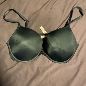 Women’s size 36D Victoria Secret “Pink” black bra.